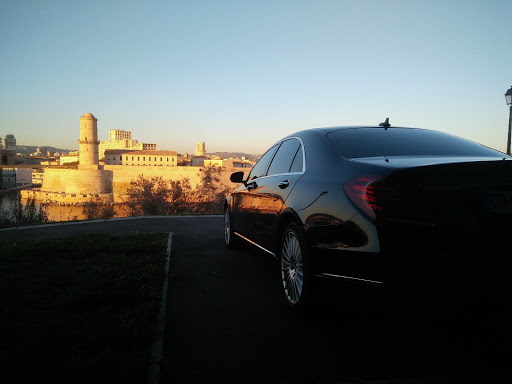 Besoin d'un Taxi Aix en Provence ? Contactez ATM Transferts au   06 89 87 70 15. Véhicule berline