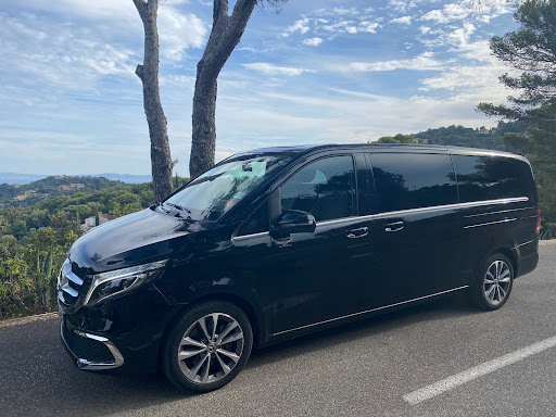 Transport en VTC sur Toulon de luxe - Haut-de-Gamme et toutes distances : à la demande