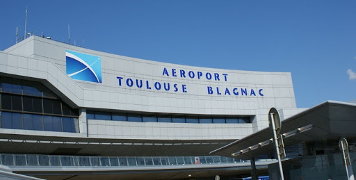 LYNEA - TAXI conventionné Toulouse et région sur réservation pour les transferts médicaux