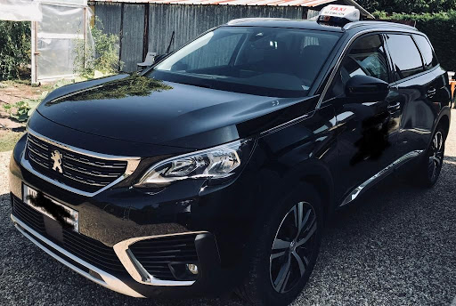 Réservez votre taxi à Saint-Emilion au 06 63 91 94 30. Notre service d'ambulances est également à votre disposition dans la région de Porchères