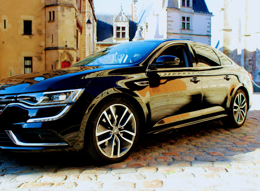 Chauffeur privé VTC disponible sur Le Mans Sarthe