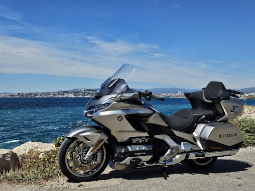 La solution taxi-moto efficace pour vos déplacements Marseille et région PACA