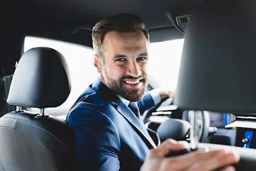 Réserver Service Taxi Lyon - Chauffeur Privé Toute Demande Toutes Distances : Aéroport