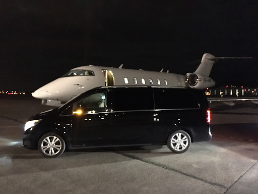 Chauffeur privé à Strasbourg et Alsace : Transferts - Aéroport - Gare - Événements - PMR. Service VTC sur mesure - Transport de Prestige