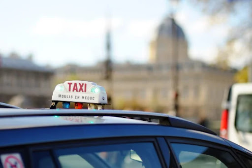 Réserver Taxi dans le Médoc disponible 24h/7j avec tarif réglementé : Toutes Distances