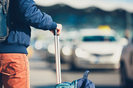 Book your Taxi at Beauvais Tillé International Airport. Shuttle with driver all distances - Regulated rate - Available 24/7