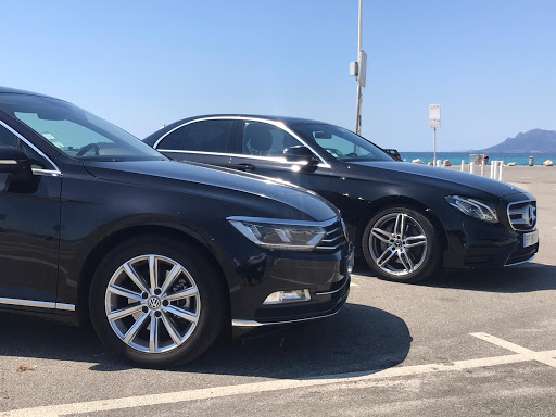 Transport VTC à Antibes : Chauffeur privé VTC avec véhicule tout confort pour vos déplacements : Toutes Distances