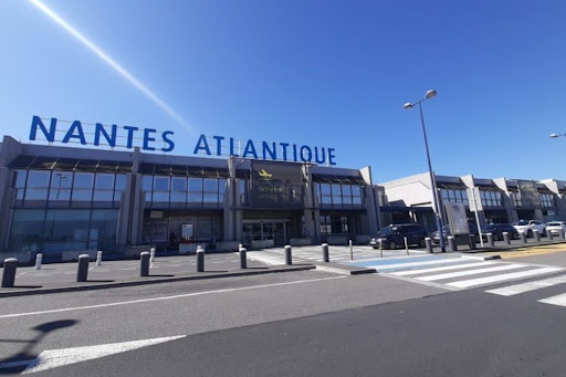 Réservez votre taxi à Nantes et ses environs avec Abarth Taxi