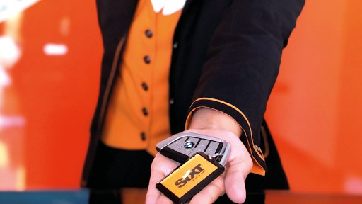 Réservez un VTC à Paris en ligne ou sur l'application SIXT! Téléchargez vite l'app ! ✓ Prix fixe ✓ Transferts aéroports/gares ✓ Réservation à l'avance