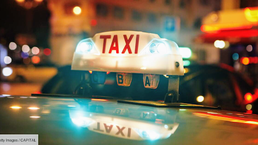 Réserver Taxi à Roubaix - Taxi officiel de Roubaix pour trajets toutes distances - Commander un taxi à la dernière minute ou bien en ligne via module de réservation. Meilleur rapport qualité/prix.